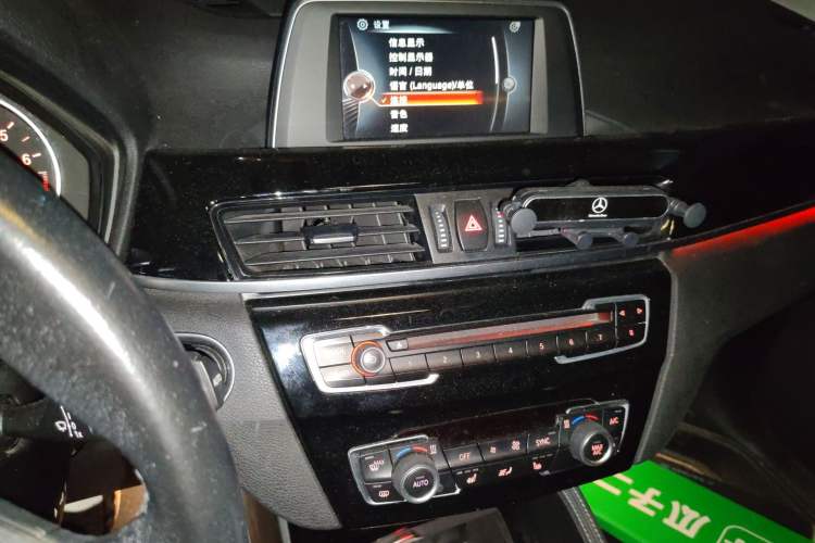 Used BMW X1 2016 sDrive20Li Luxury Model Audio And AC Panel