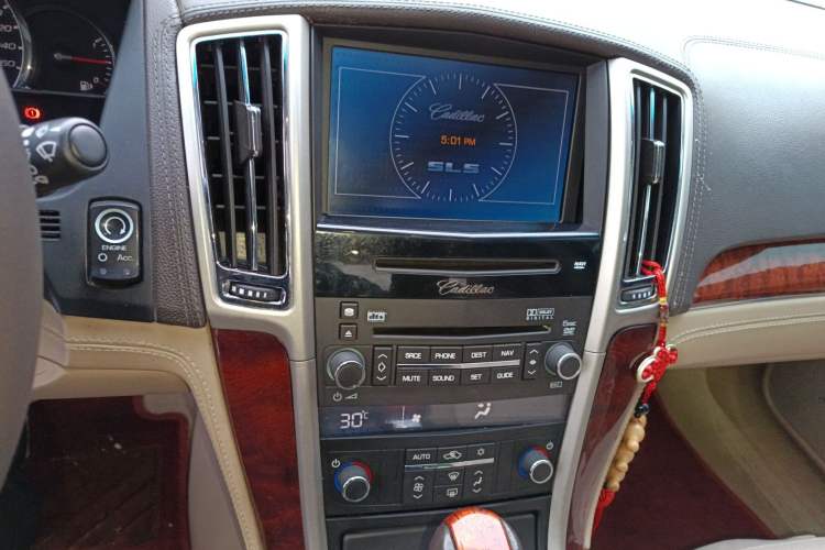 Used Cadillac SLS Seville 2011 2.0T Elite Edition Audio And AC Panel