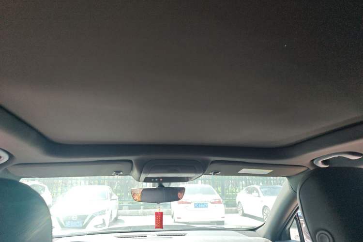 Used Cadillac XT4 2020 Revised Version 28T Two-Wheel Drive Luxury Edition Headliner