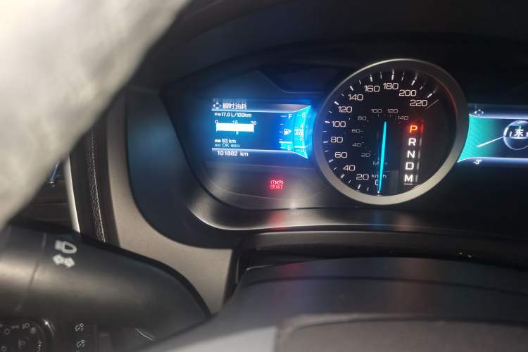 Used Ford Explorer 2013 3.5L Deluxe Model
