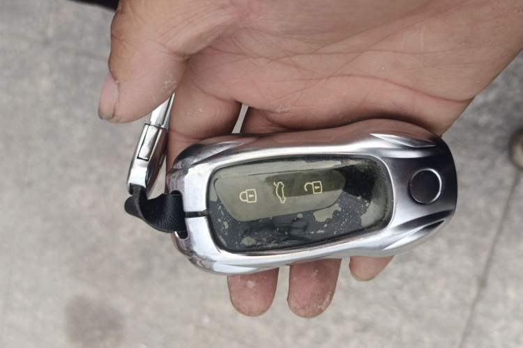 Used Volkswagen Tavendor 2024 380TSI All-Wheel-Drive R-Line Cruise Premium Edition Vehicle Key