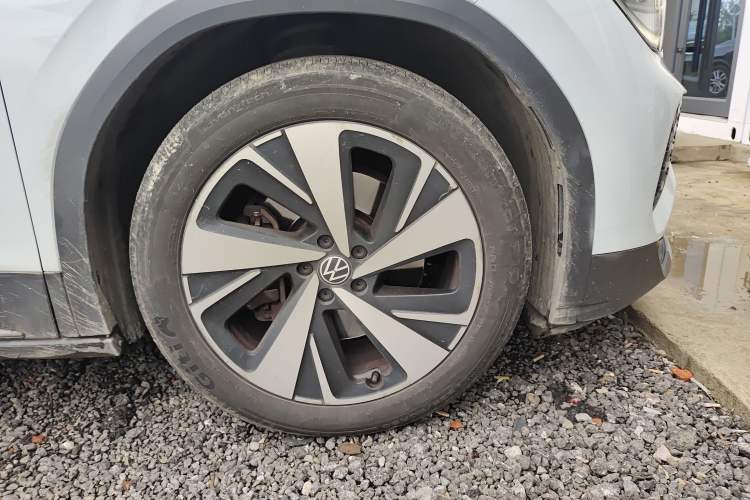 Used Volkswagen ID.6 X 2021 Pro Smart Long-Range Edition
