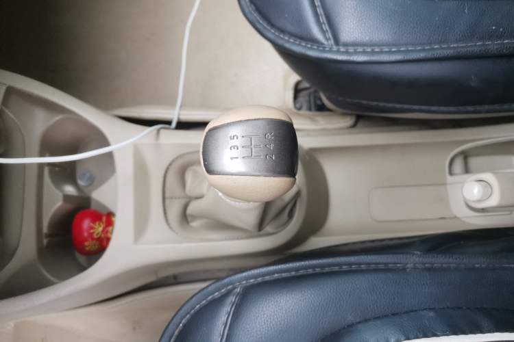 Used Nissan Livina 2013 1.6XL Manual Luxury Edition
