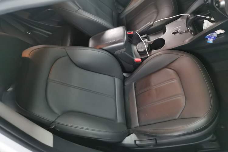 Used Hyundai ix35 2015 2.0L Automatic 2WD Smart Type China IV
