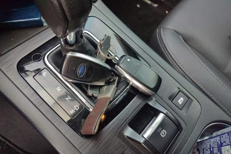 Used Subaru Outback 2015 2.5i Luxury Navigation Edition Vehicle Key