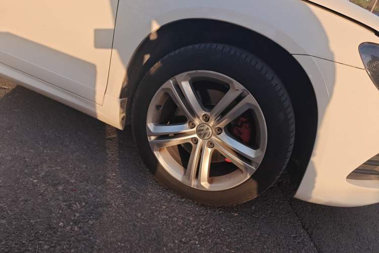 Used Volkswagen Scirocco 2013 2.0 TSI GTS Right Front Wheel Hub