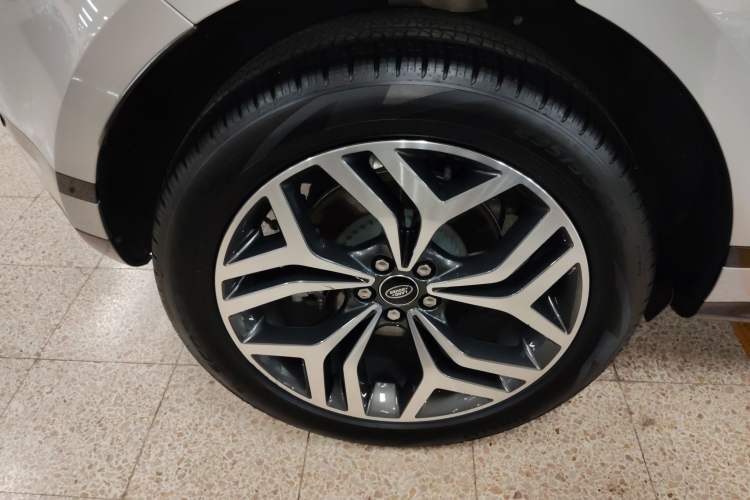 Used Land Rover Range Evoque 2022 Facelifted Aurora L 249 PS R-Dynamic Luxury Edition
