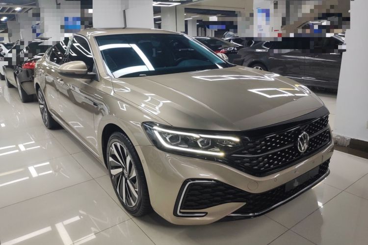 Used Volkswagen Passat 2022 330TSI Starry Luxury Edition