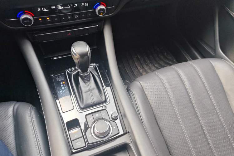 Used Mazda Atenza 2021 2.0L Blue Sky Luxury Edition Gear Lever