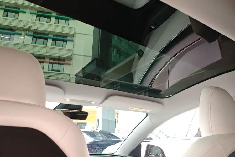 Used Tesla Model 3 2023 Rear-Wheel-Drive Version
