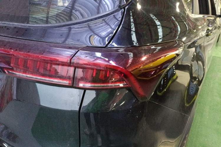 Used JETOUR X70 PLUS 2023 1.6T DCT Stronger 5-Seater Right Rear Taillight