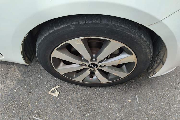 Used Kia K2 2015 Sedan 1.6L Automatic Transmission Premium
