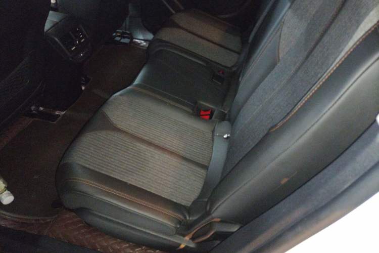 Used Peugeot 5008 2019 380THP 5-Seater Elite Edition Left Rear Seat