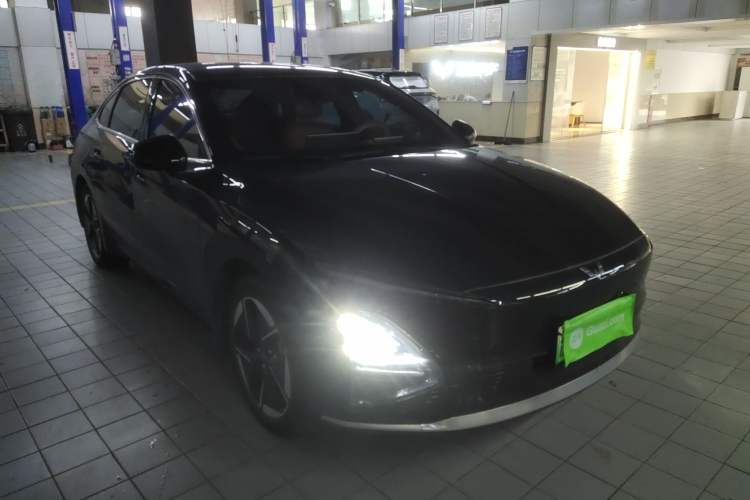 Used Wuling Xingguang 2025 610 km Smart Flagship Version Front Right 45 Deg