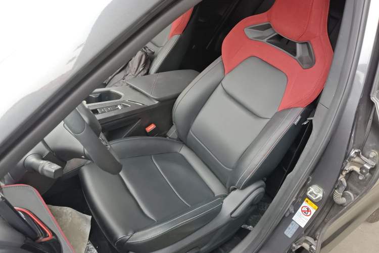 Used CHANGAN X5 PLUS 2024 1.5T DCT Excellence Edition Left Front Seat