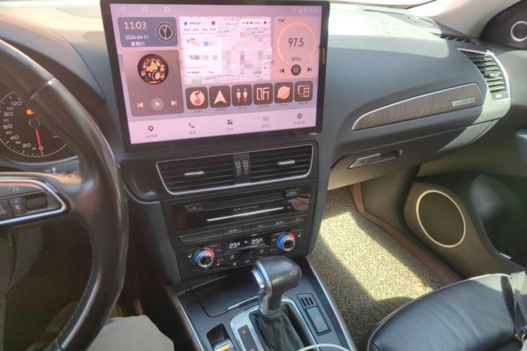 Used Audi Q5 2015 40 TFSI Comfort Model Audio And AC Panel