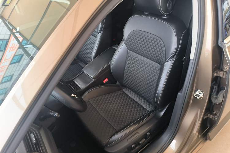 Used Skoda Superb 2016 TSI330 DSG Innovation Edition
