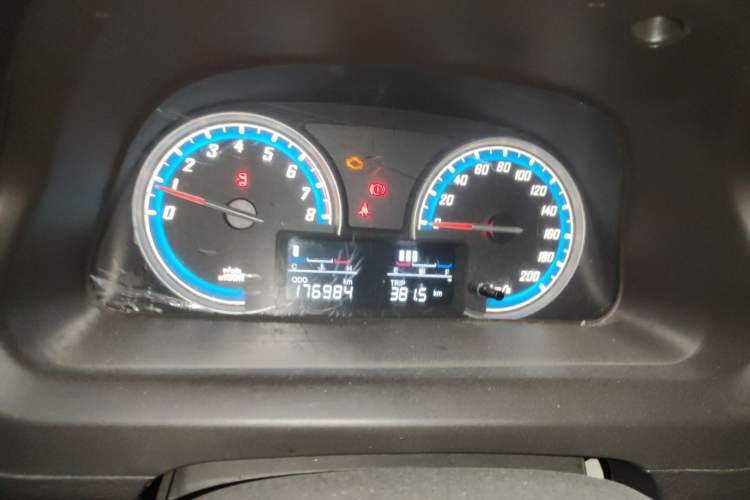 Used Baojun 730 2014 1.5L manual Comfort ESP version 7 seats