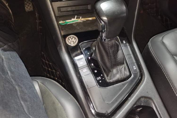 Used Volkswagen Tiguan L 2019 330TSI Automatic Two-Wheel Drive Panoramic Comfort Edition China V Standard
