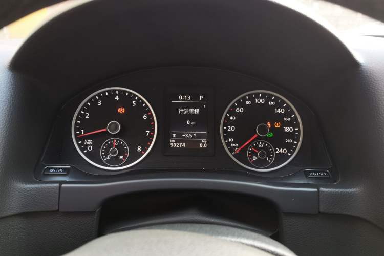 Used Volkswagen Tiguan 2015 1.8TSI Automatic Two-Wheel Drive Comfort Edition Instrument Cluster
