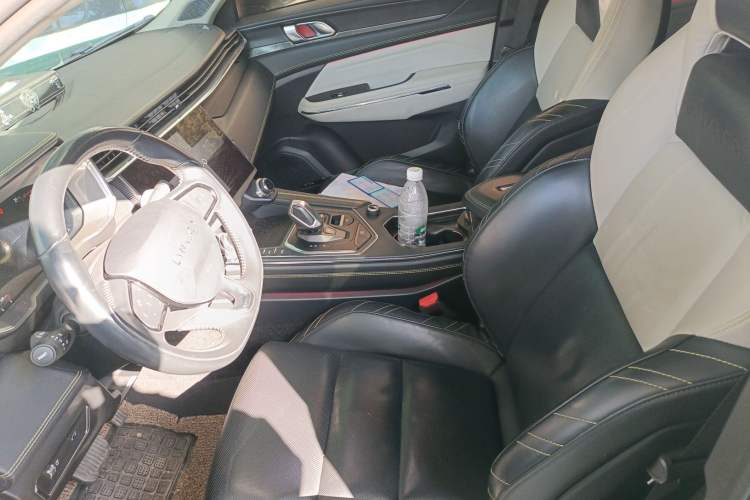 Used Lynk & Co 05 2020 2.0TD Two-Wheel Drive Shine Halo