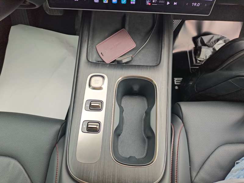Used Xiaomi Auto SU7 2024 Rear-Drive Long-Range Intelligent Driving Version — 13