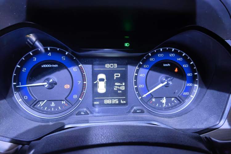 Used Geely Auto Vision X3 2019 Upgraded Model 1.5L CVT Elite Version
