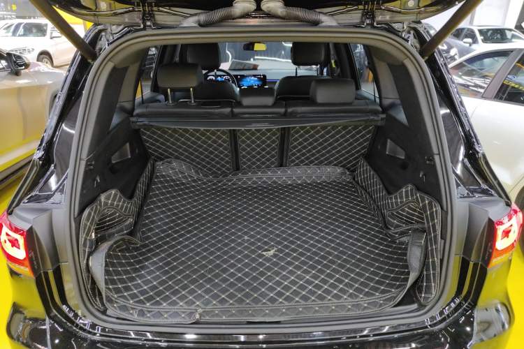 Used Mercedes-Benz GLB 2022 GLB 220 Dynamic Edition Trunk