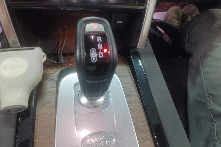 Used Land Rover Discovery Sport New Energy 2022 Facelifted P300e Plug-in Hybrid Electric Version