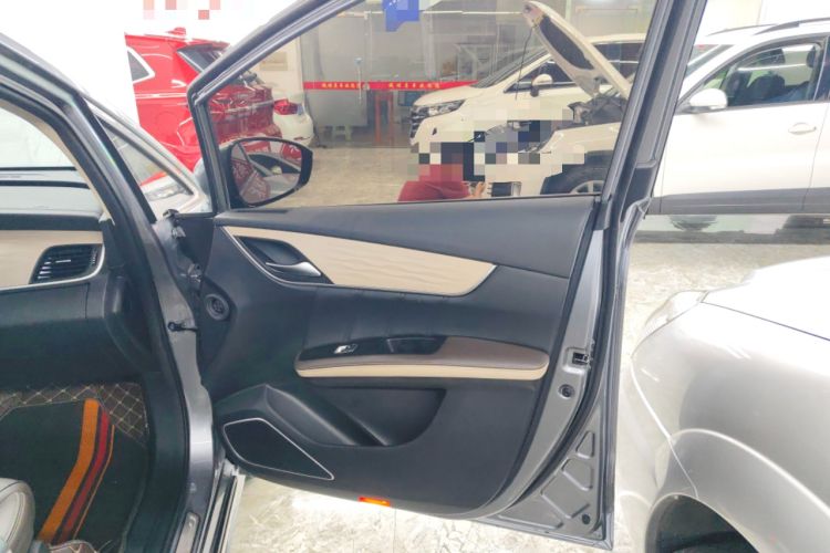 Used BYD Song MAX New Energy 2022 DM-i 105KM Flagship Model
