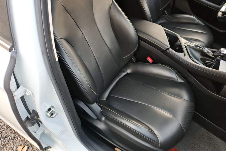 Used Roewe i5 2021 Revised Version 1.5L CVT Diamond Edition
