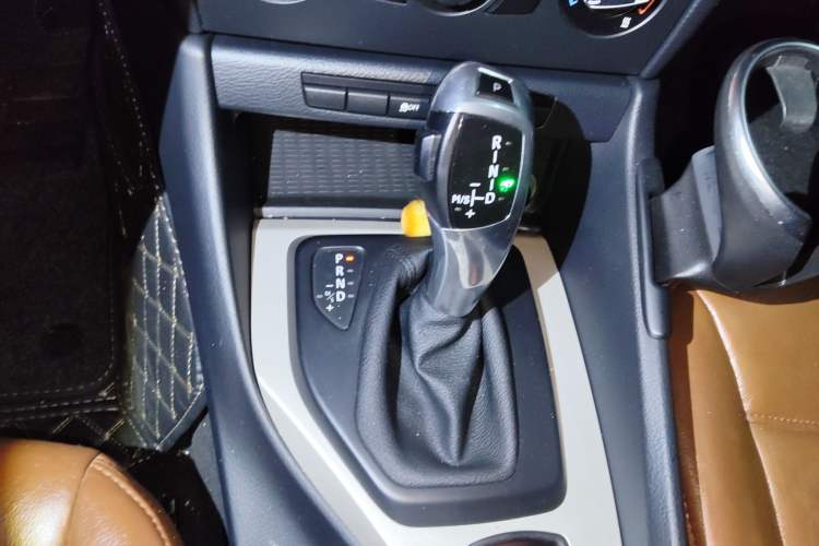 Used BMW X1 2013 sDrive18i Fashion Model
