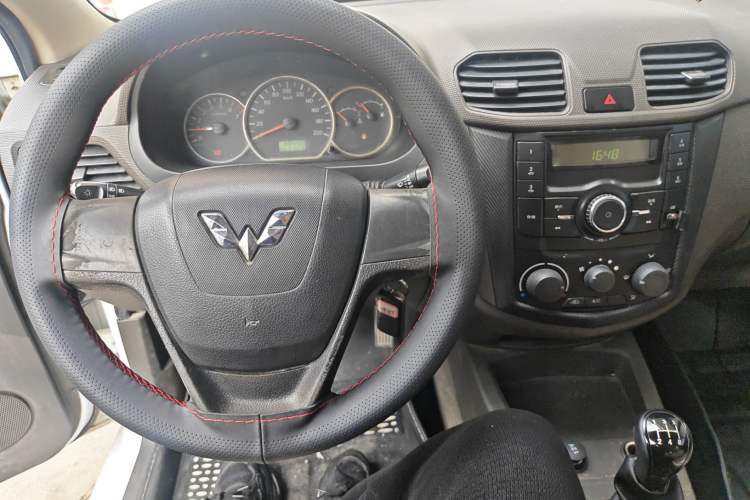 Used Wuling Hongguang 2014 1.2L Base Model China IV
