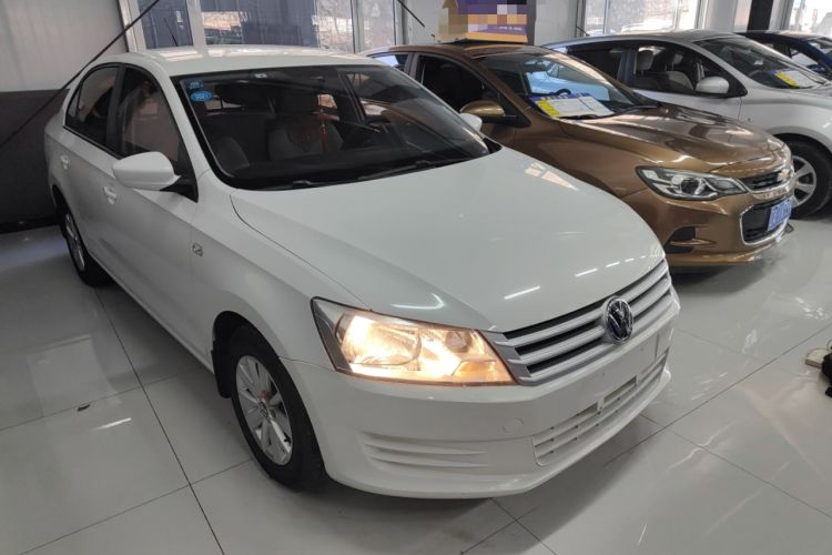 Used Volkswagen Santana 2015 1.6L Manual Fashion Edition
