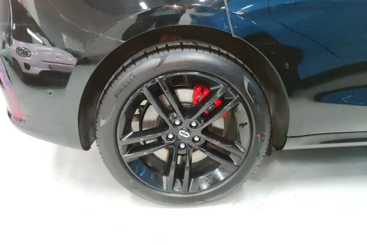 Used Hima AITO M5 2025 Extended-Range Ultra Rear-Wheel-Drive Version Exterior 5