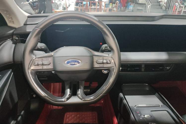 Used Ford Mondeo 2023 EcoBoost 180 Luxury Model Steering Wheel