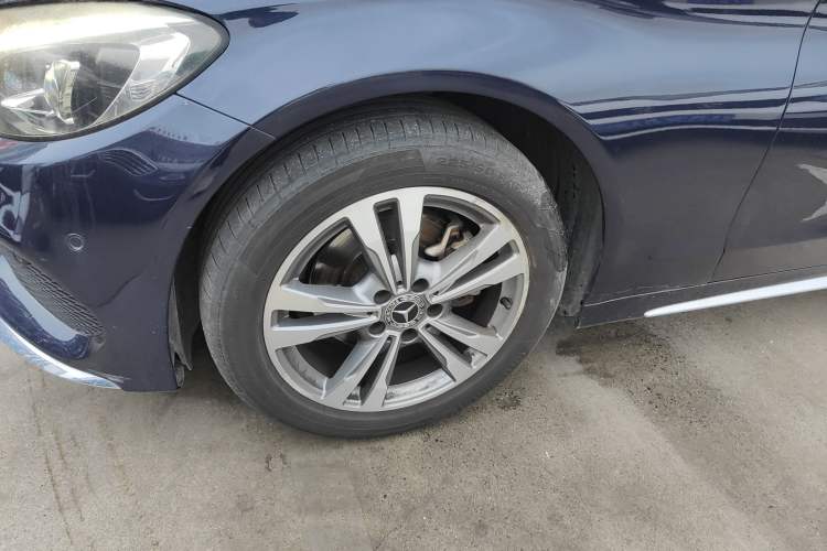 Used Mercedes-Benz C-Class 2017 Facelift C 200 L Sport Edition