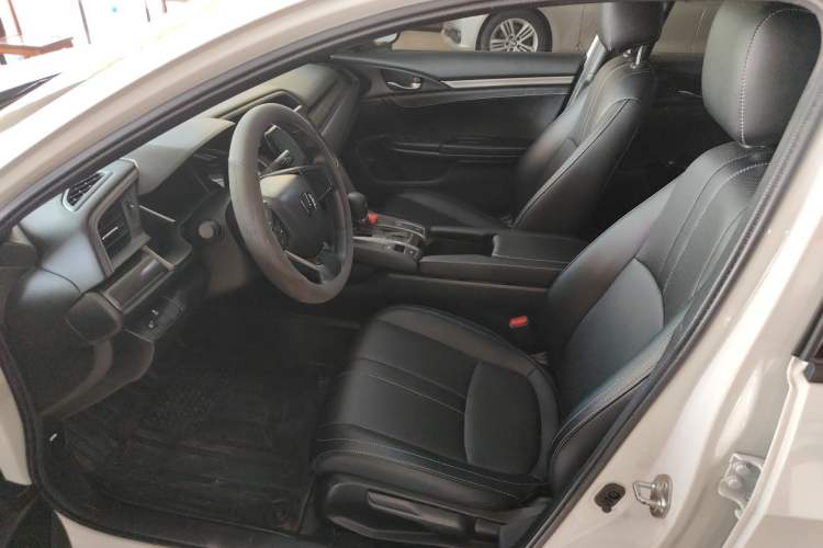 Used Honda Civic 2021 HATCHBACK 220TURBO CVT New Trendsetter