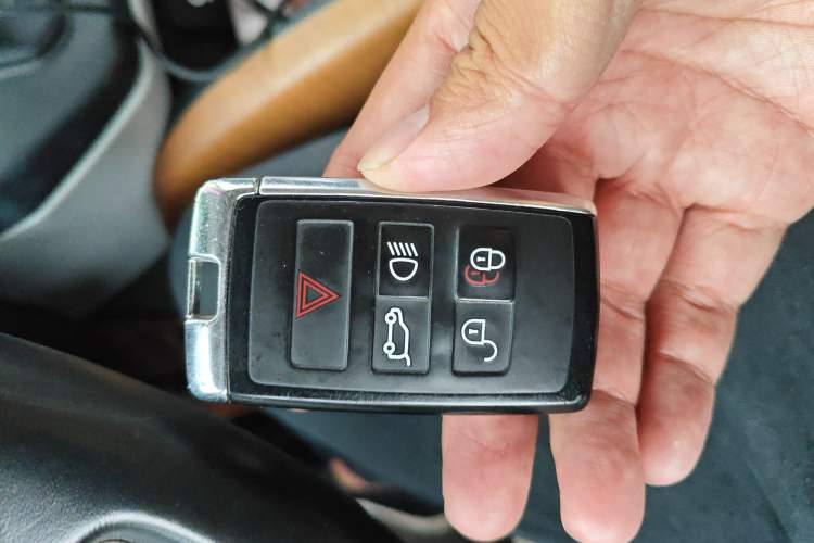 Used Land Rover Defender 2020 110 P400 HSE
