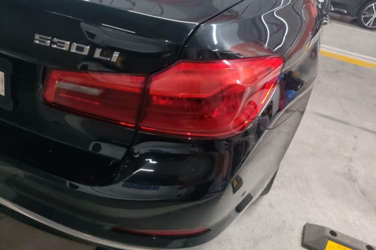 Used BMW 5 Series 2018 Facelifted 530Li Luxury Edition Premium Package
