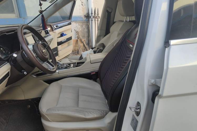 Used Zotye T700 2017 1.8T Dual-Clutch Prestige Model Left Front Seat