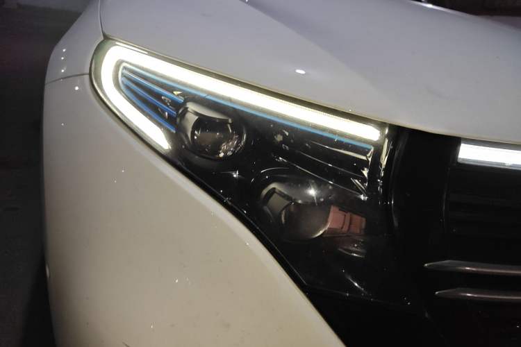 Used Mercedes-Benz EQC 2020 EQC 400 4MATIC Right Front Headlight