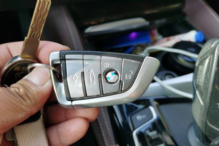 Used BMW 5 Series 2018 525Li Luxury Package
