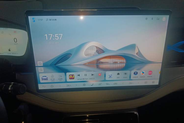 Used BYD Tang New Energy 2024 EV Glory Edition 730KM Premium Model Audio And AC Panel