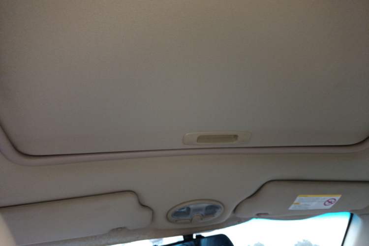 Used Buick Excelle 2013 1.5L Manual Classic Model Headliner