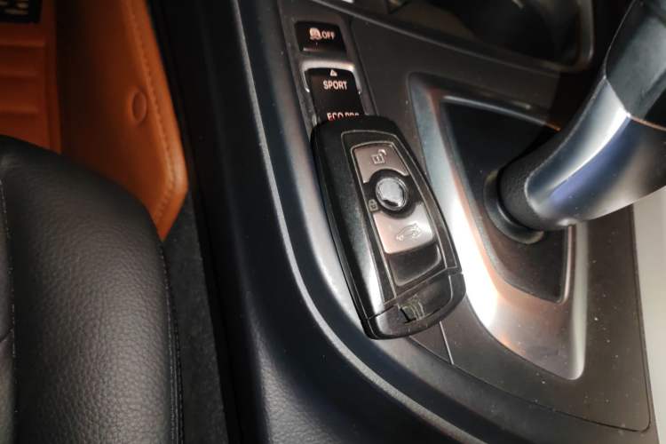 Used BMW 3 Series 2013 320i Sport Edition