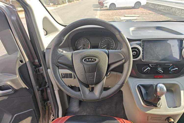 Used JAC Refine M3 2018 1.6L Express Edition 5-seater
