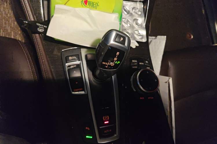 Used BMW 5 Series 2014 525Li Luxury Design Package