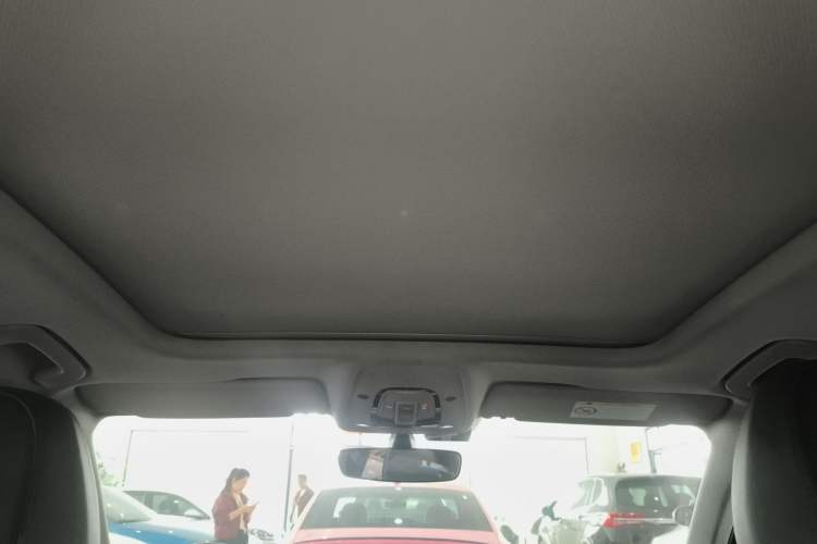 Used Audi A4L 2017 Plus 40 TFSI Fashion Model Headliner