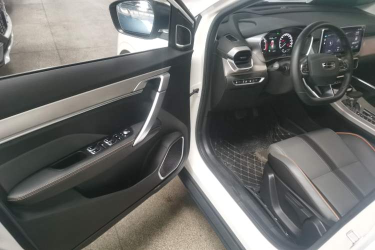 Used Geely Auto Coolray 2023 1.5T DCT Platinum Edition Driver Seat